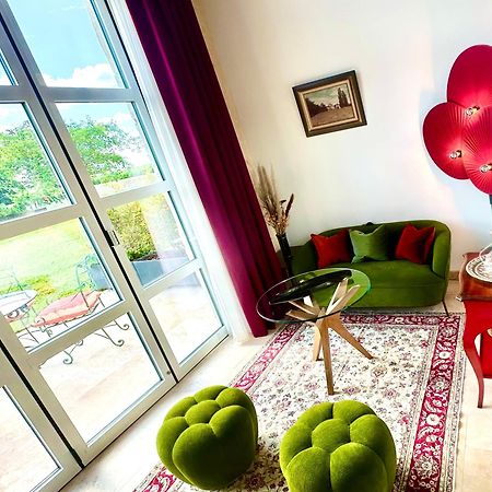 Chateau De Lafont Suites Saint-Vivien  Buitenkant foto